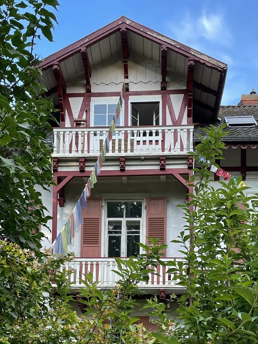 Buddhistisches Zentrum Freiburg der Karma Kagyü Linie e.V. — photo 2