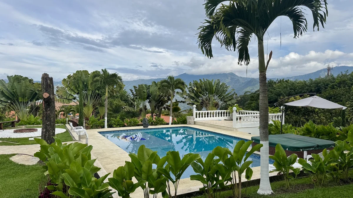 Dharma Medellin - Ayahuasca Retreat — photo 3