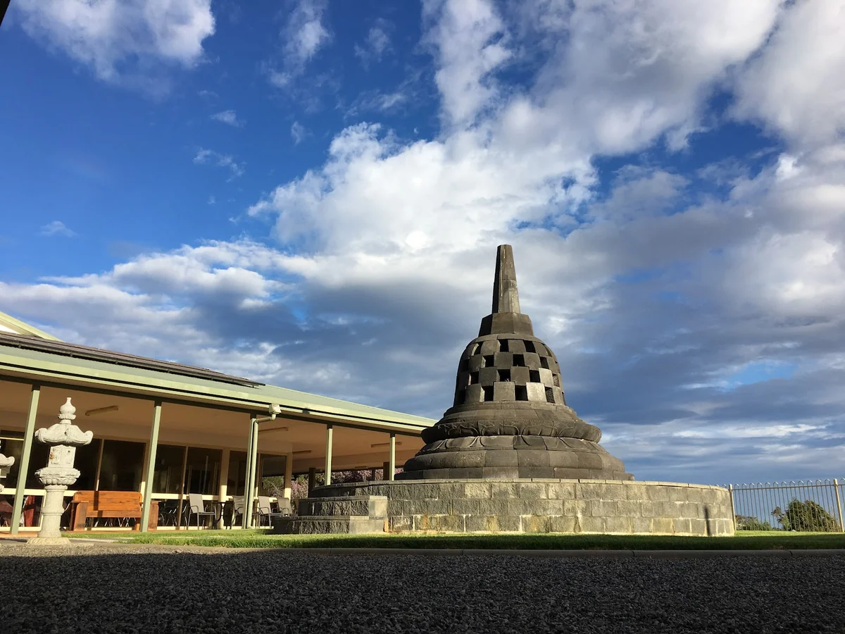 Jhana Grove Meditation Retreat Centre