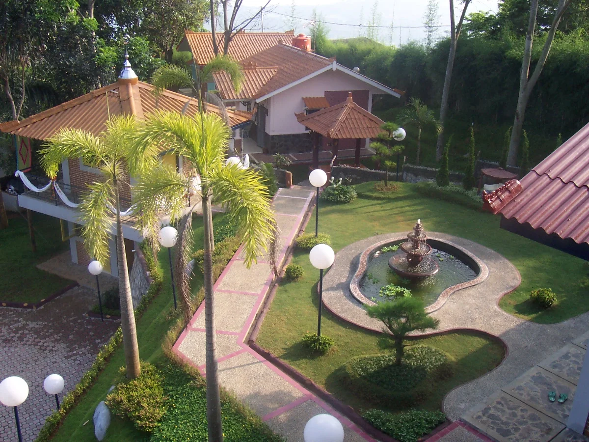 One Earth Yoga & Meditation Retreat Centre