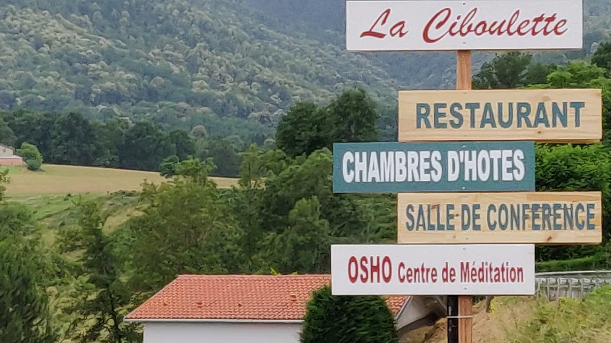 OSHO Centre de méditation Foix, Ariège, France — photo 2