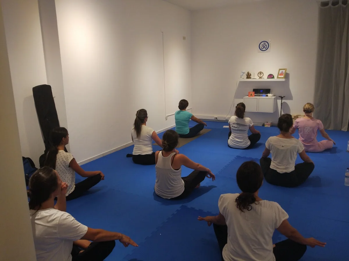 Shankara - Centro de Yoga e Bem Estar