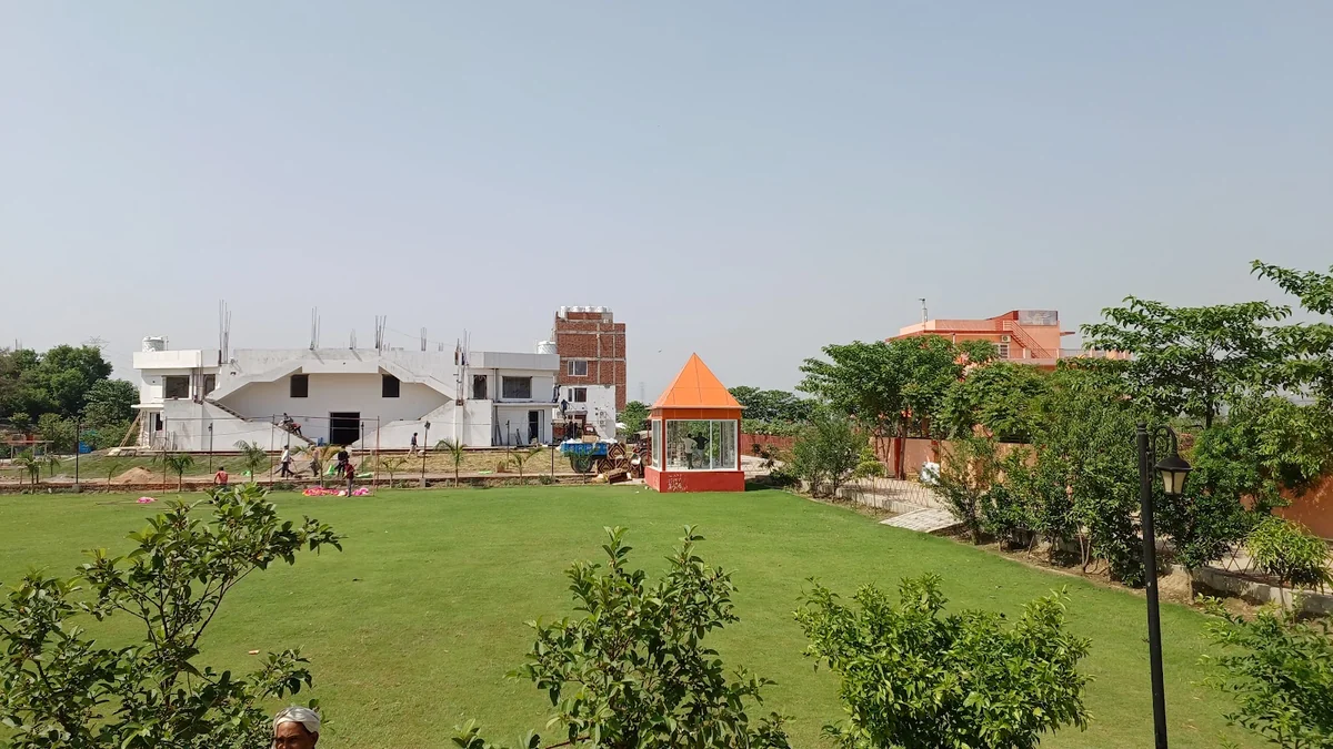 Shree Rajneesh Dhyan Mandir (By Osho Fragrance) — photo 2